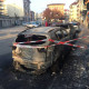 Le auto incendiate al Rotondino durante il raid nella notte tra martedì e mercoledì