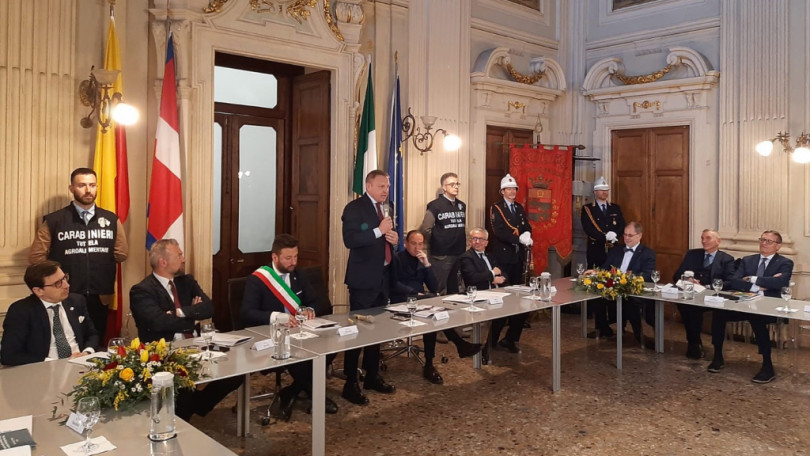Il ministro Lollobrigida a Casale per Gran Monferrato e l'anniversario di Martinotti