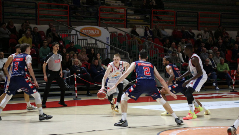 Una Novipiù in fiducia nello scontro diretto sul parquet di Agrigento