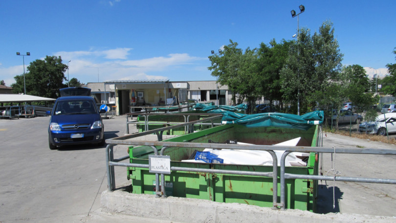 Centro di raccolta di via Grandi a Casale: da settembre apertura pomeridiana di lunedì