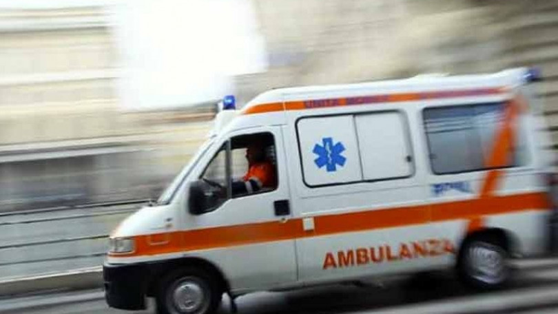 Tragico incidente sulla A26: perde la vita donna di 56 anni