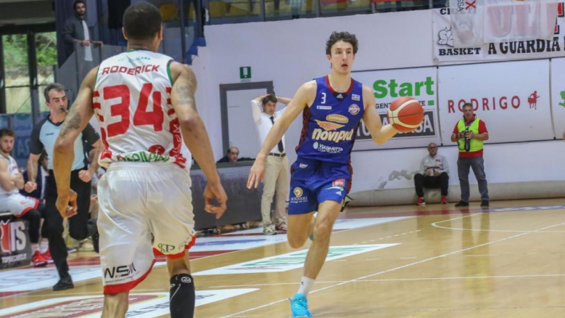 La Novipiù perde a Chieti 84-77. Solo giovedì si saprà se i rossoblu  disputeranno i playout o retrocederanno in Serie B