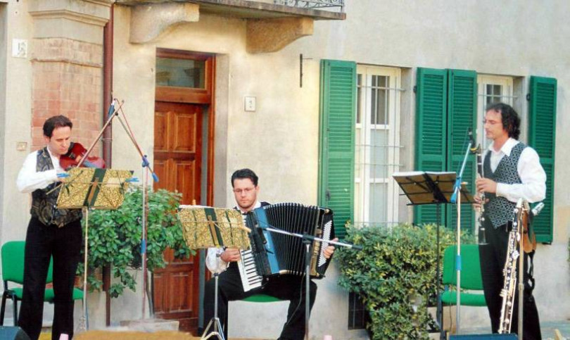 Sound Klezmer a Palazzo Vitta e a Rosignano comincia la stagione teatrale