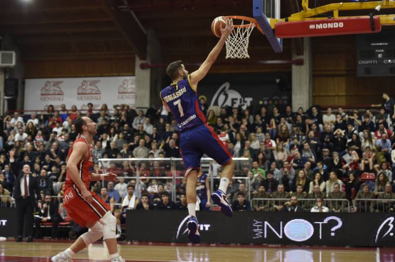 A Castellanza partita equilibrata, poi Legnano s'impone sulla Novipiù nell'ultimo quarto: 72-63