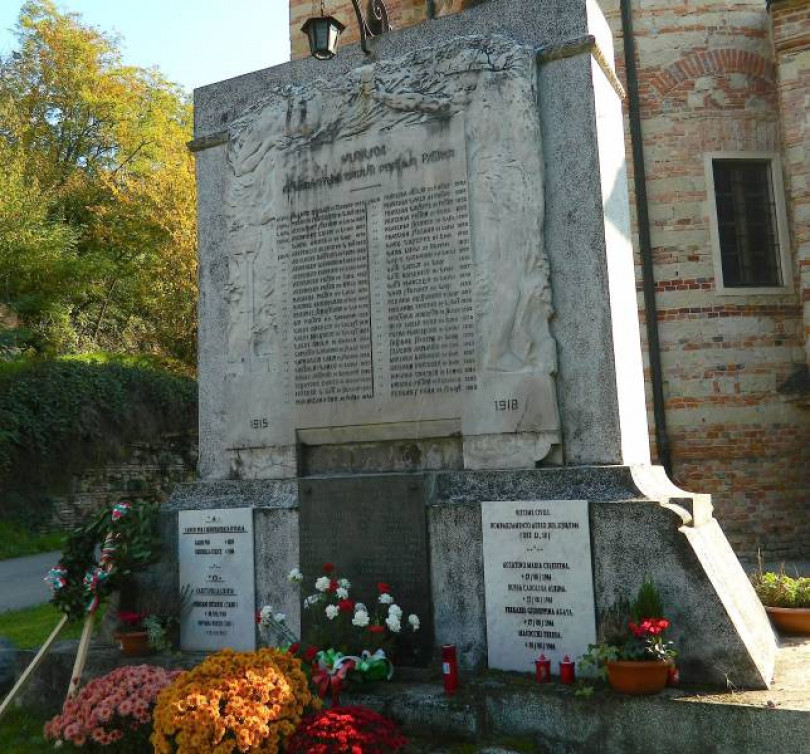 Il Monumento ai Caduti del bistolfiano Materno Giribaldi