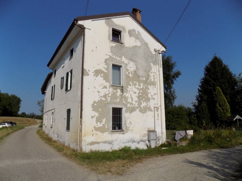 Bozzole ospita 26 profughi: «Una convivenza tranquilla»