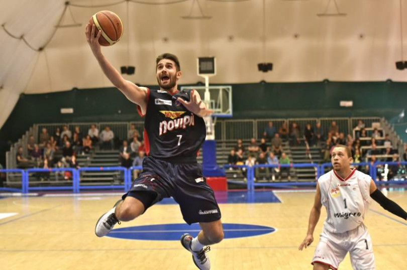 La Novipiù supera l'Assigeco (80-71), blinda la salvezza e torna in corsa per i play-off