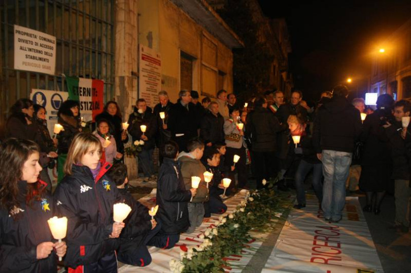 Il Comitato Vertenza al sindaco di Casale sulla transazione Schmidheiny: «È il momento della giustizia».
Demezzi: «Decisione scomoda, ma che lascia tranquilli»