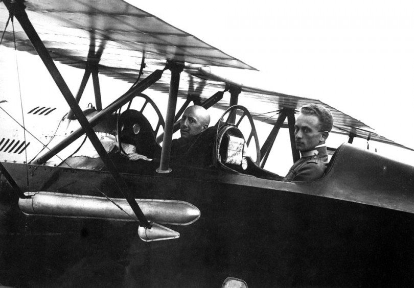 'Volo su Vienna': a Palazzo San Giorgio un dipinto di Saldì