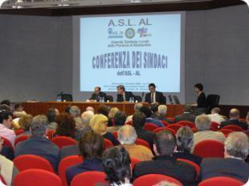 Autogoal casalese, mancano sei sindaci: per la sede dell'Asl un altro rinvio