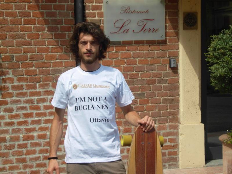 Da Casale al San Sebastian (Spagna) con lo skateboard: l'impresa di Ottavio Calabrese