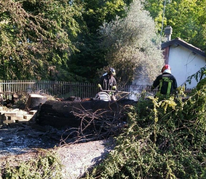 Legnaia a fuoco a Grazzano