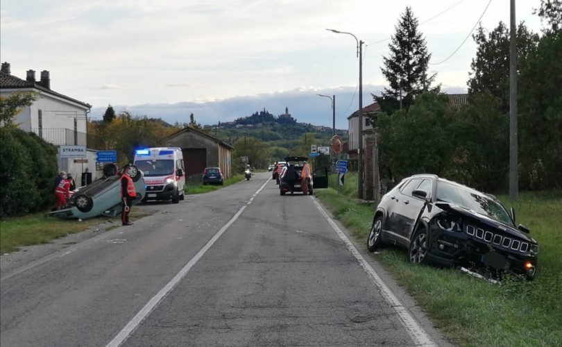 Scontro tra auto sulla provinciale a Camagna: ferita una donna