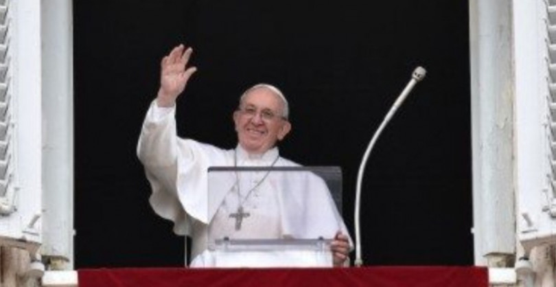 Papa Francesco e la solidarietà monferrina verso un giovane migrante