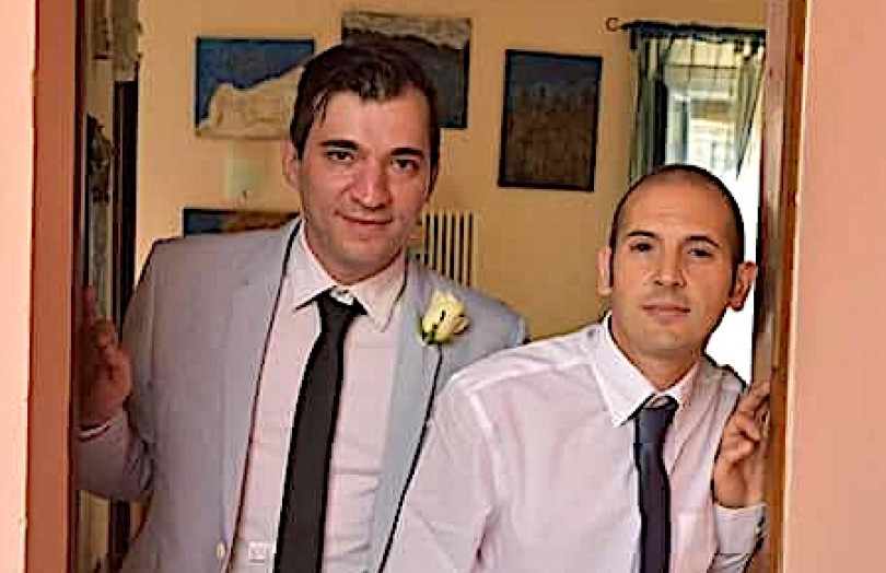 Operaio uccise il marito a coltellate. Pena ridotta in Corte d'Appello