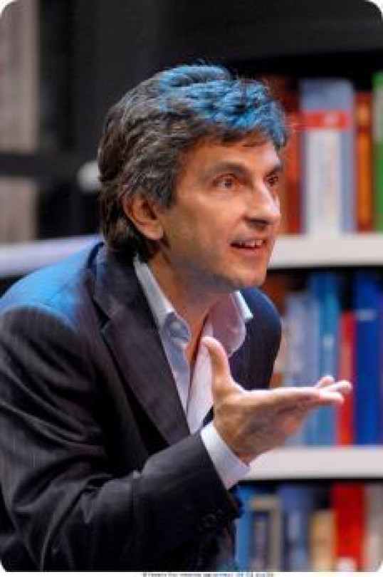 Inizia il 17 novembre con Capossela la Stagione del Municipale