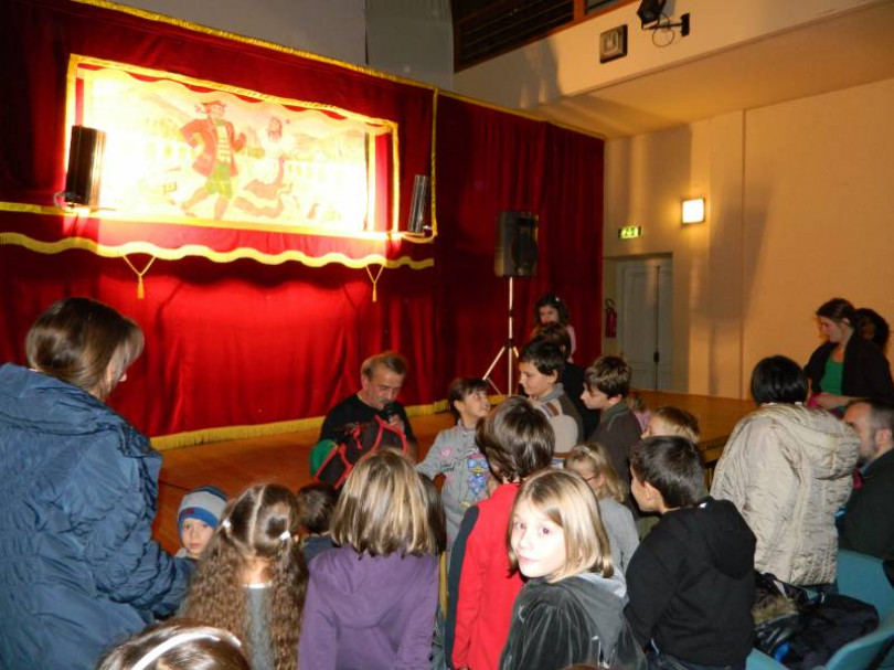 Un weekend di spettacoli, tanta musica e poi teatro e burattini
