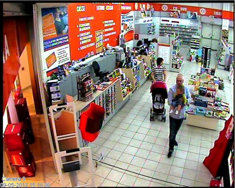 Un’impresa... famigliare. Si servono della bimba per coprire le operazioni