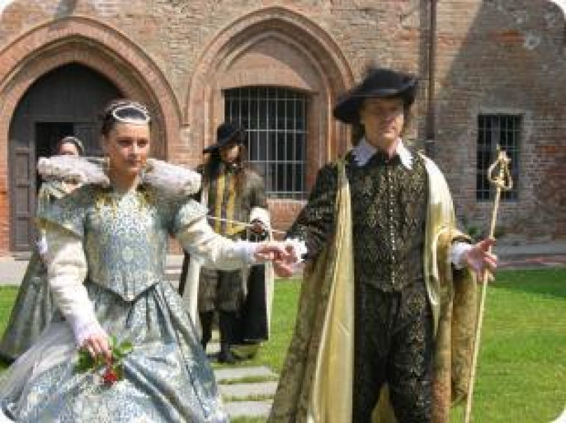 Riso e Rose a Casale con la Notte dei Principi sabato e la sfilata storica (Festa barocca) domenica diretta al  castello