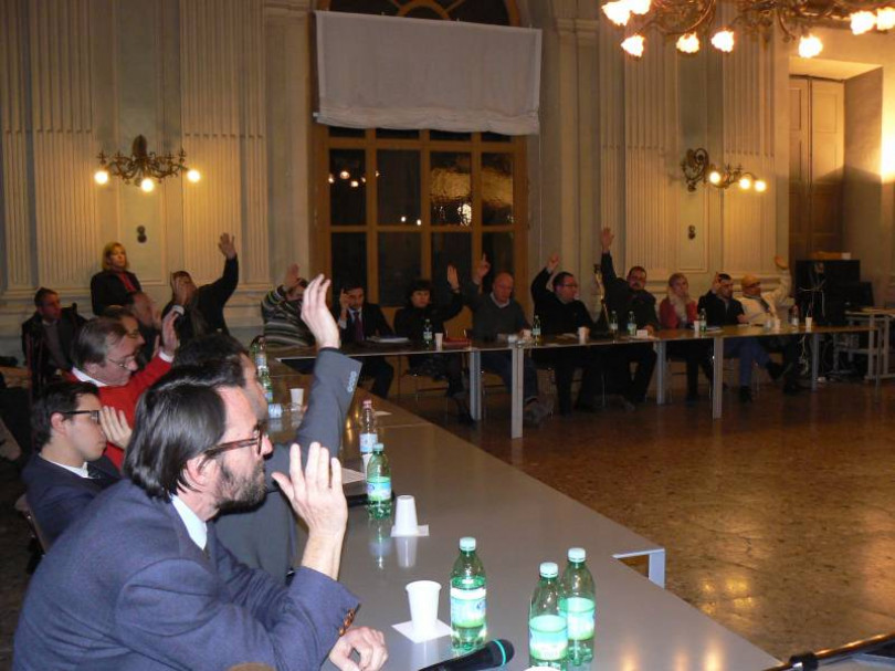Questione amianto: lunedì il sindaco riferisce in aula. Poi consiglio autoconvocato dalle minoranze
