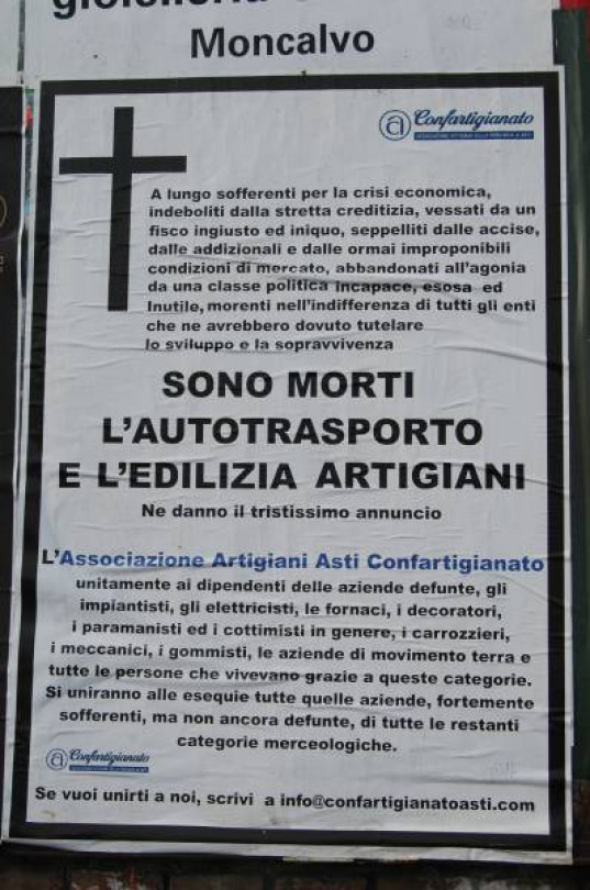 A Moncalvo la protesta è sui manifesti da morto