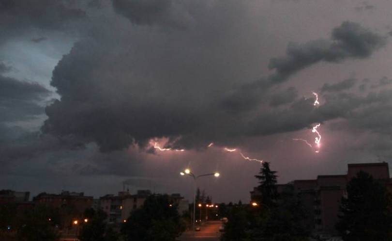 Dopo il caldo degli scorsi giorni, un po' di vento, acquazzoni e temporali