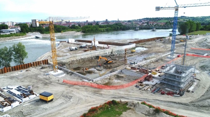 Centrale idroelettrica sul Po: è in corso il ripristino della scogliera destra