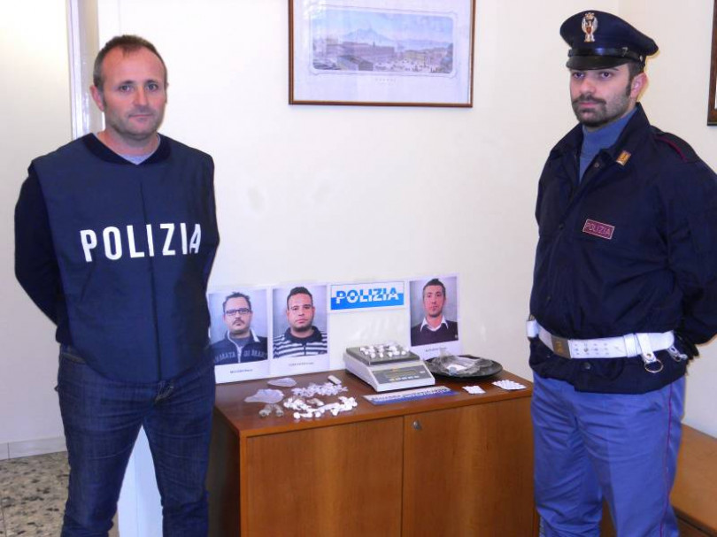 Cocaina confezionata nell’alloggio-laboratorio: in manette tre operai casalesi tutti incensurati