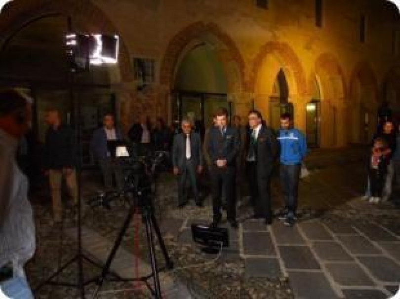 Le richieste dei sindaci monferrini al governatore Cota - Il presidente della Regione ha poi visitato la Festa del Vino, infine collegamento in diretta col TG1 dal castello