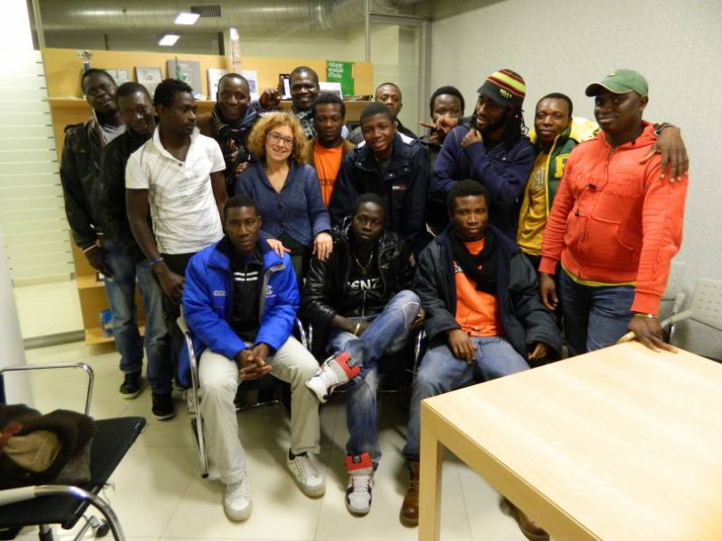 Festa di fine anno all'IC Negri con concerto del gruppo multietnico Elikya