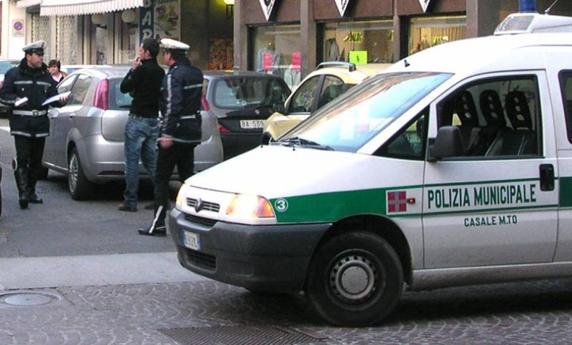 Espulso dall’Italia non se ne va: multato un giovane brasiliano
