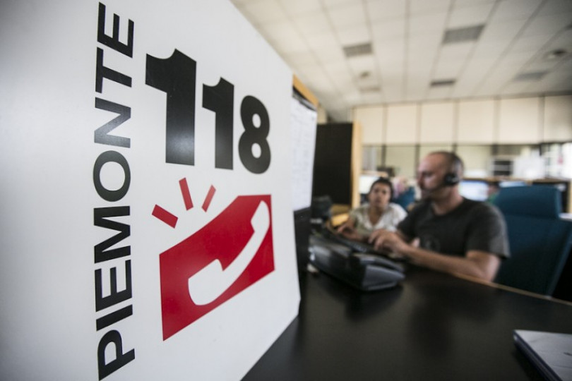 Non un incidente né un’aggressione: è un gesto disperato. Quasi un thriller il tentativo di suicidio
