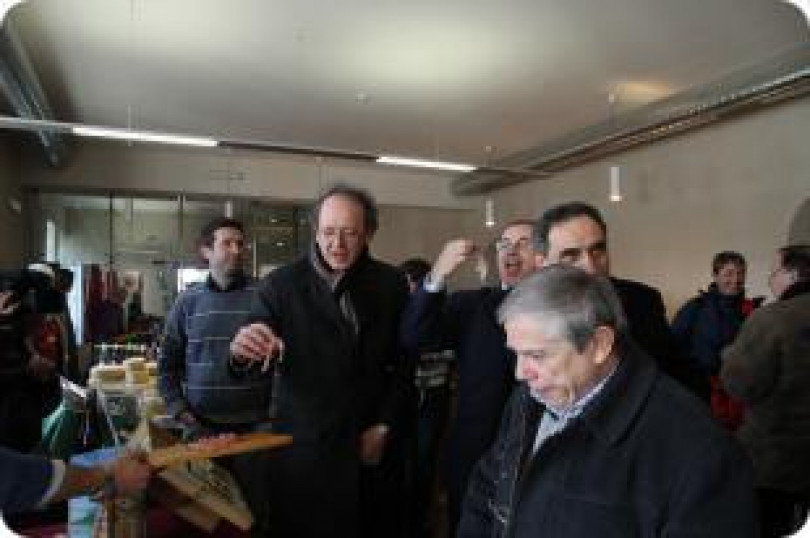 In 25.000 per Golosaria - Cittadinanza onoraria di Vignale a Giovanni - Video in Mediacenter