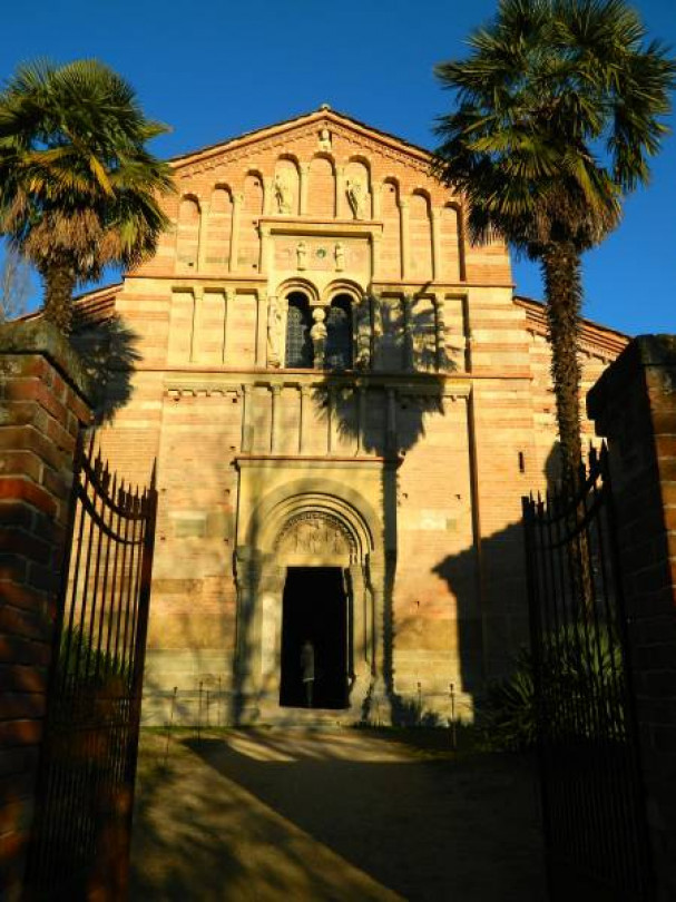 A Vezzolano, un jubè, che da solo vale la visita