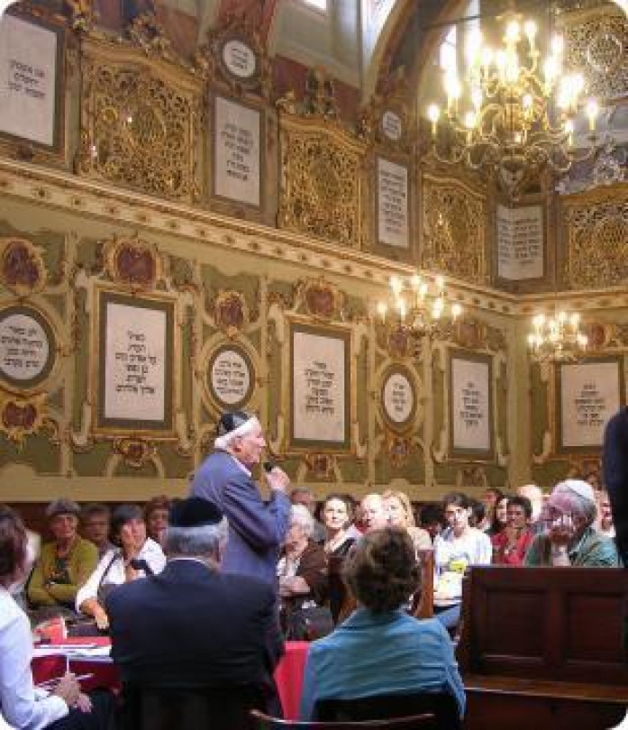Gran pubblico per la presentazione di “Cento lumi per Casale Monferrato Lampade di Chanukkah: una collezione tra storia, arte e design” -Calendario incontri