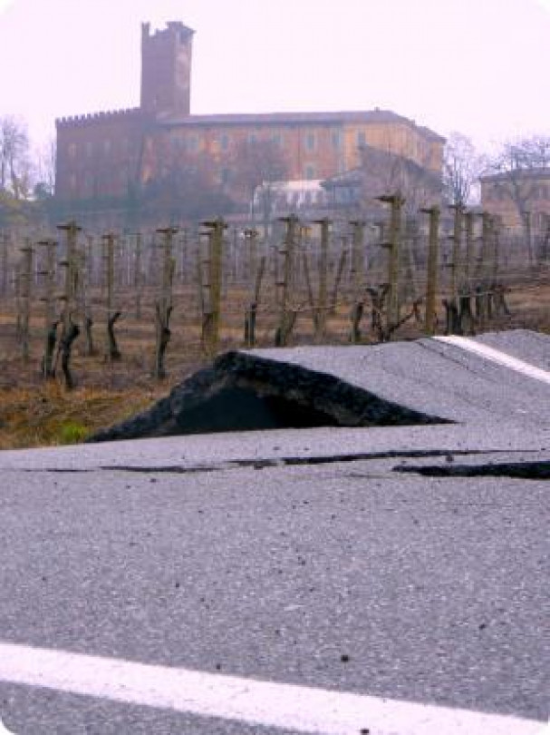Maltempo: di nuovo acqua al Valentino. Chiusi viale Giolitti e via IV novembre. Si contano i danni a Occimiano: il sindaco Berra chiede lo stato di calamità. Frane a Ozzano, fllmati in mediacenter