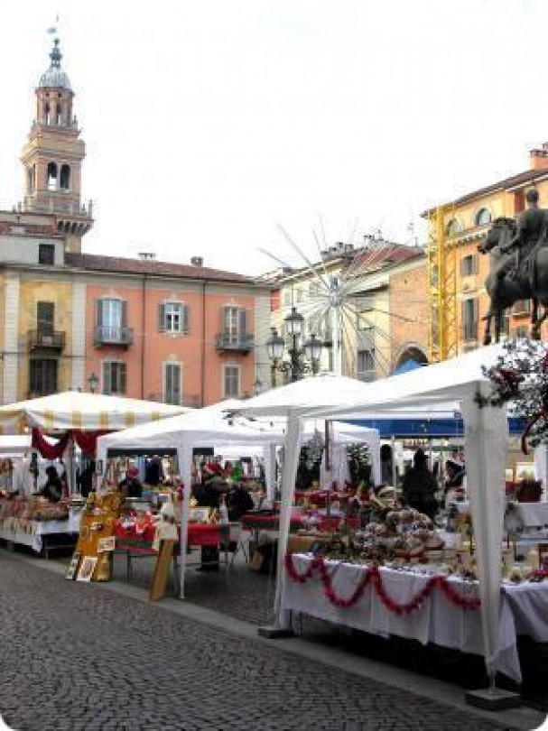 Il Natale è alle porte... e Casale si accende