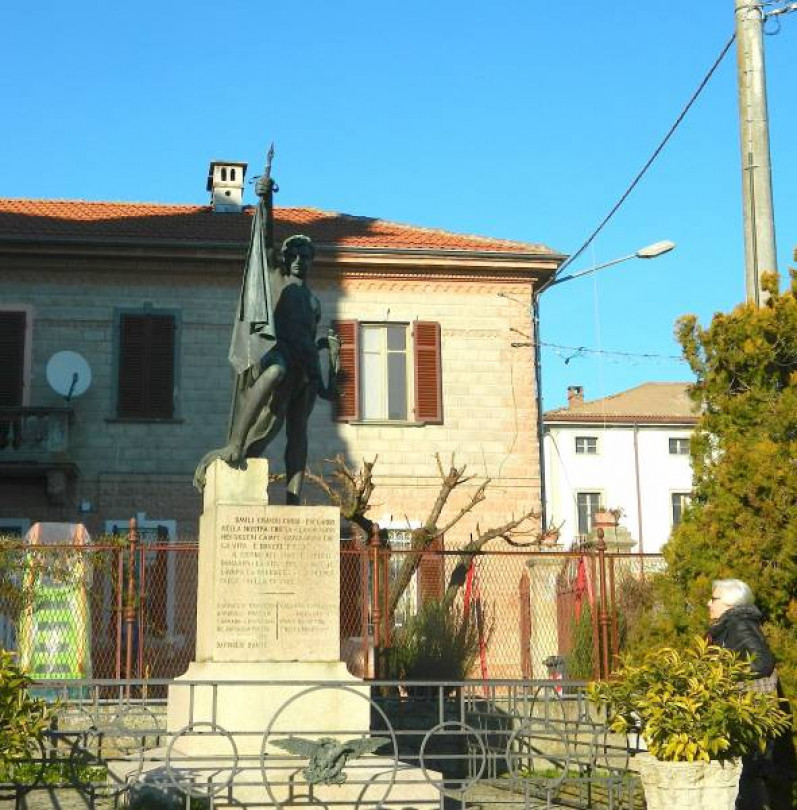 Fabiano: un monumento con la nuova mano