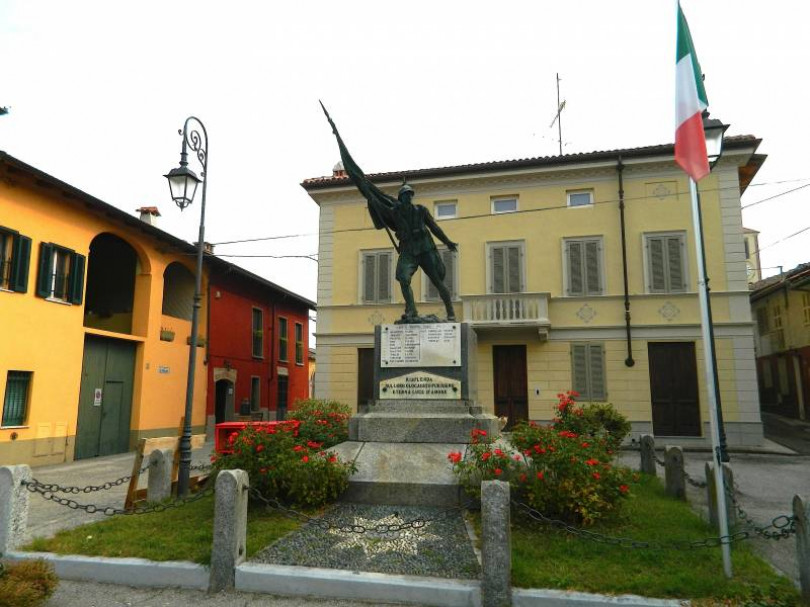 A Palazzolo Vercellese un’opera di Pettenello in ricordo dei 57 Caduti