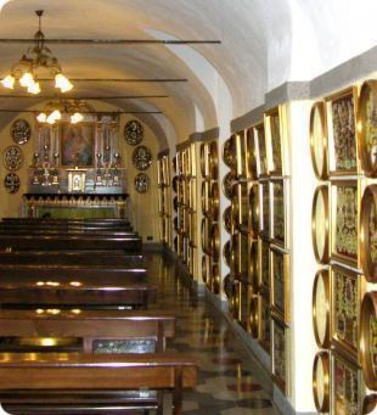 Il Museo delle reliquie, trecento quadri con la storia della chiesa, brilla il Monferrato