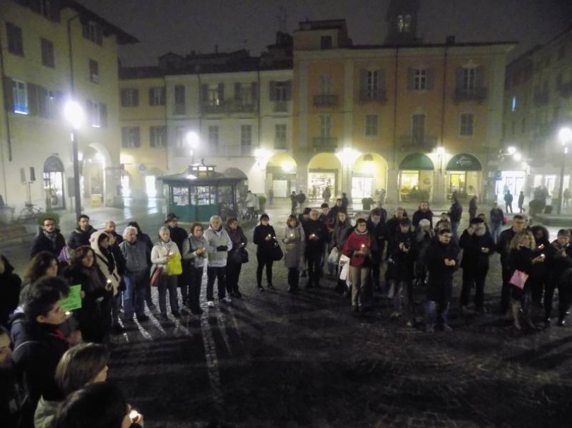 Da Casale Monferrato la solidarietà a Parigi colpita dagli attentati terroristici