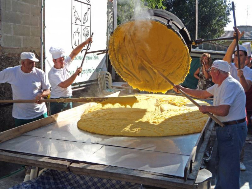 La Sagra del Peperone regina delle feste del finesettimana