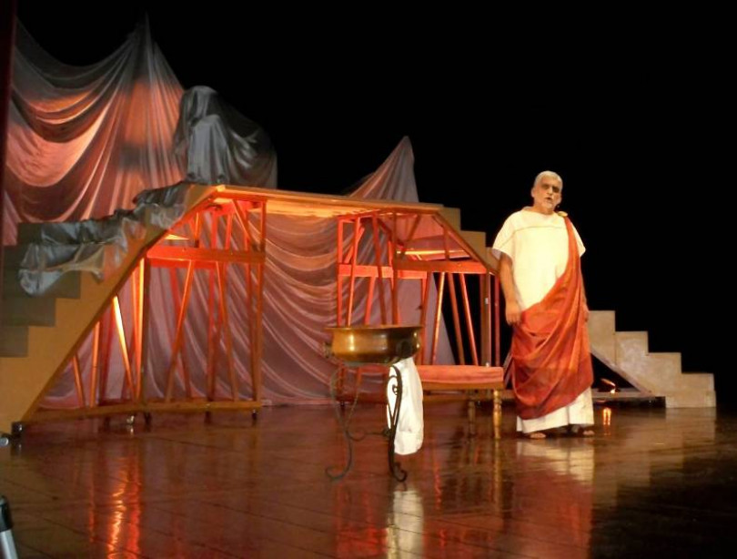 Al Municipale “La Passione secondo i nemici” di Luca Doninelli