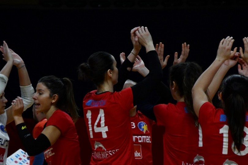 Arriva l'agguerrita Certosa Volley: test impegnativo per le ragazze della Junior
