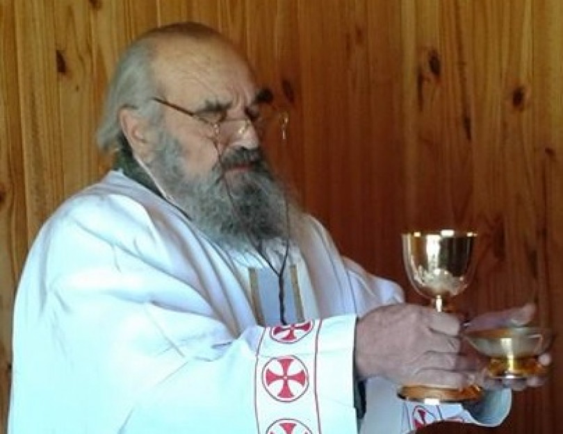 Festa per gli 83 anni di don Garlando e riconoscimento per l'impegno umanitario
