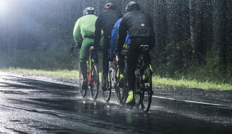 Partenza in ritardo della diciannovesima tappa del Giro: il Monferrato attende i ciclisti