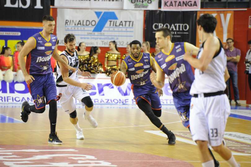 VIDEO - Gli highlights di gara-4 playoff APU G.S.A Udine - Novipiù Junior Casale