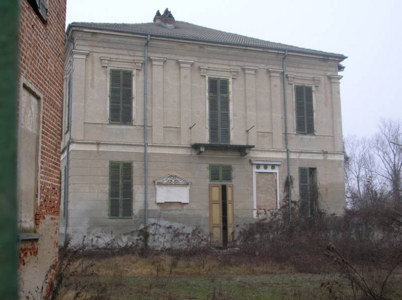 L’appello per salvare Leri arriva dal palco di Sanremo