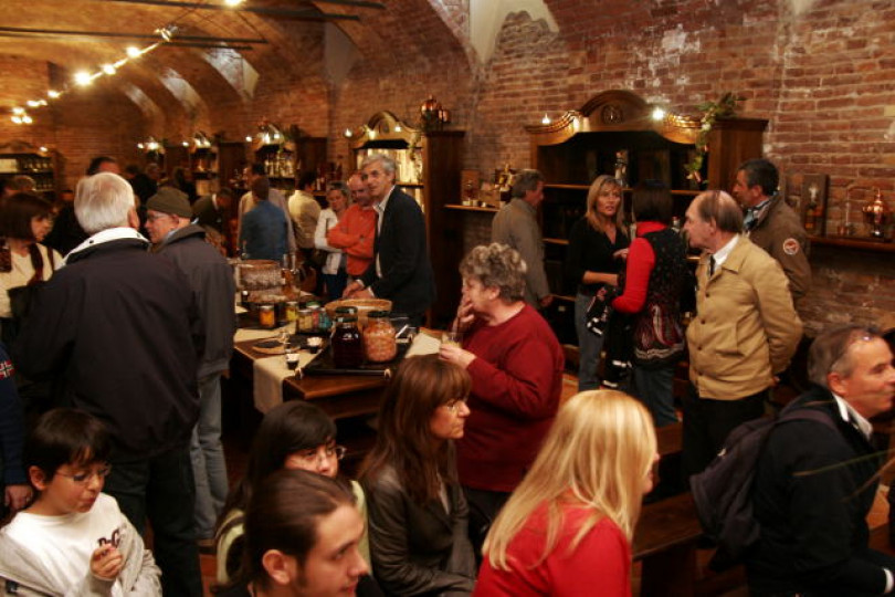 Distillerie del Monferrato “aperte” tra visite guidate ed eventi culturali