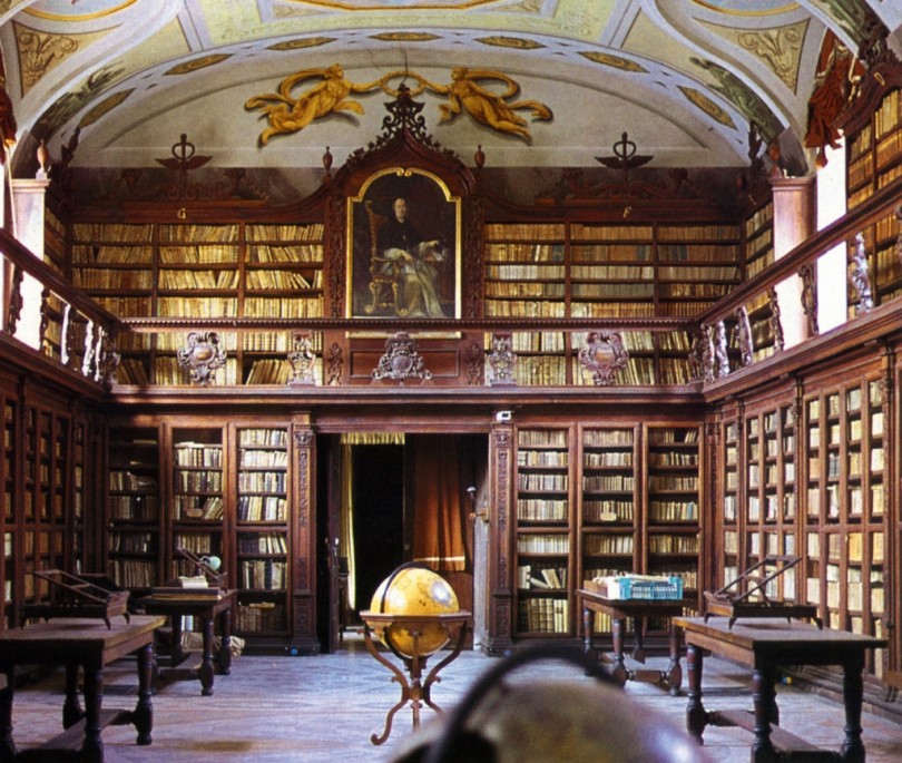 Raffaella Rolfo è il nuovo direttore della Biblioteca del Seminario